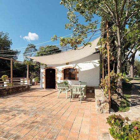 Masía Can Manent del Bosc S XVIII Santa Eulalia de Ronsaná Exterior foto