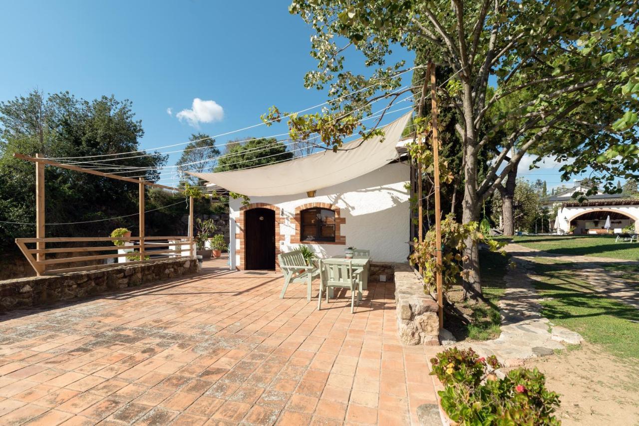 Masía Can Manent del Bosc S XVIII Santa Eulalia de Ronsaná Exterior foto